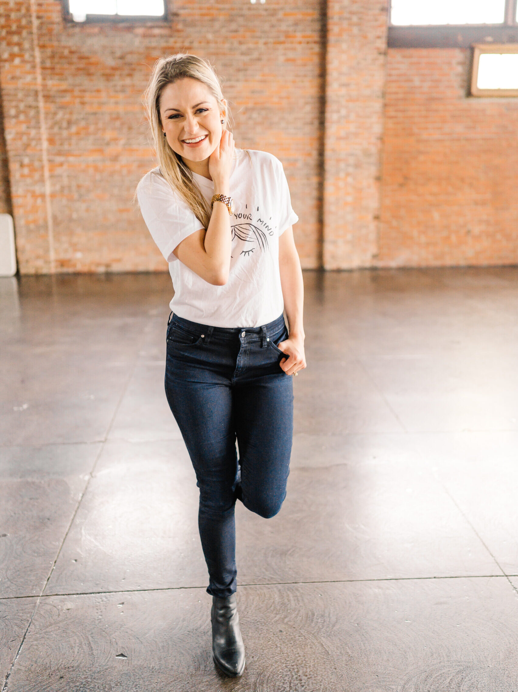 Amanda - host of mental health podcast Nuance Needed